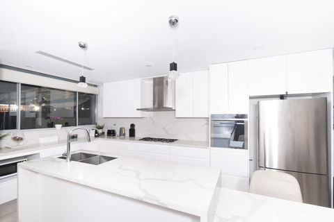 Luxury Villa Darlington - Vine - Accommodation Directory 2