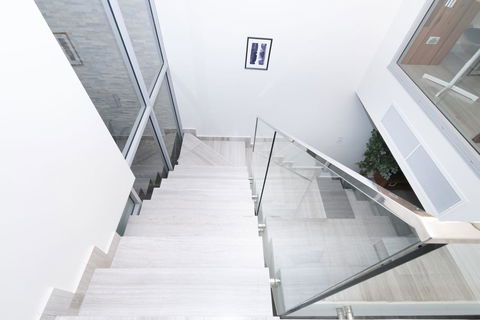 Luxury Villa Darlington - Vine - Accommodation Directory 9
