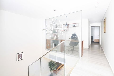 Luxury Villa Darlington - Vine - Accommodation Directory 12
