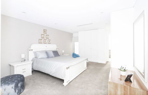 Luxury Villa Darlington - Vine - Accommodation Directory 27
