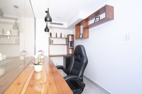 Luxury Villa Darlington - Vine - Accommodation Directory 15