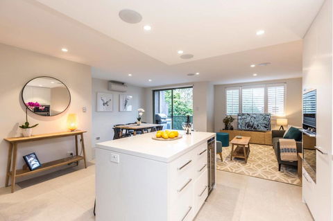 Nobbs Â· Executive 2 Storey Sydney Apartment With Pool - Accommodation Directory 2