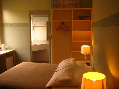 Hotel 59 Sydney - Accommodation Directory 2