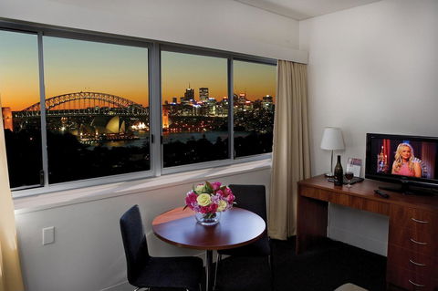 Macleay Hotel - Accommodation Directory 0
