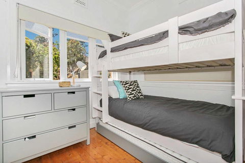 Seaspray - Manly Beach Apartment Close To The Sand - Accommodation Directory 10