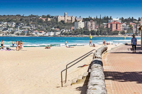 Seaspray - Manly Beach Apartment Close To The Sand - Accommodation Directory 6