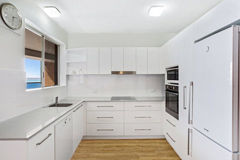 Victoria Parade, Kiah, Unit 10, 53 - Accommodation Directory 5