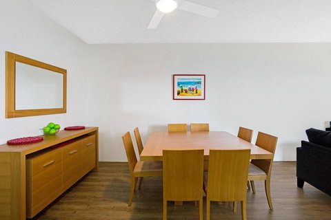 Victoria Parade, Kiah, Unit 10, 53 - Accommodation Directory 7