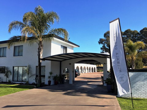 Mulwala Resort - Accommodation Directory 14
