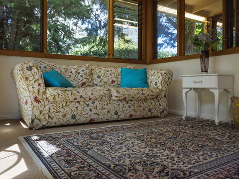 Lark Cottage - Accommodation Directory 25