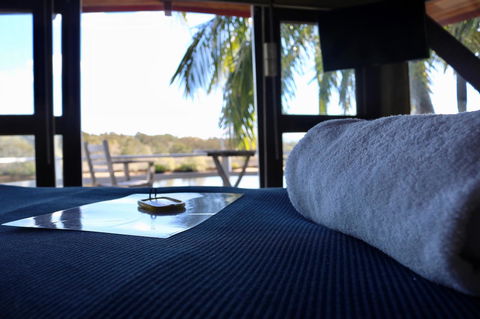 A Beach House At Byron - Accommodation Directory 22