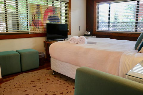 A Beach House At Byron - Accommodation Directory 40