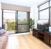 Vibrant inner-city living - Darling Harbour fringe - Accommodation Directory
