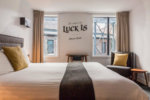 The Lucky Hotel - Accommodation Directory 20