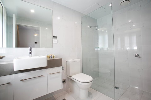 The Lucky Hotel - Accommodation Directory 30