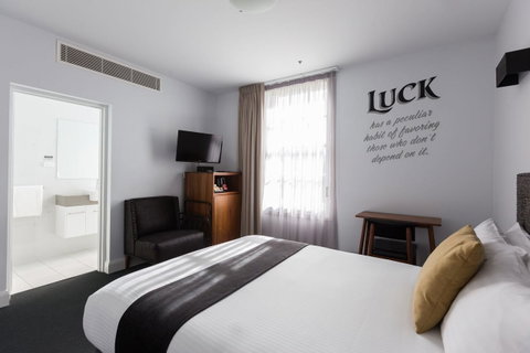 The Lucky Hotel - Accommodation Directory 24