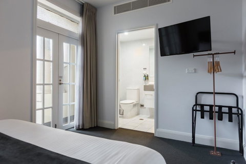 The Lucky Hotel - Accommodation Directory 26