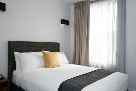 The Lucky Hotel - Accommodation Directory 28