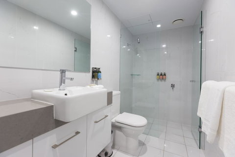The Lucky Hotel - Accommodation Directory 5
