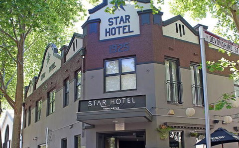 The Star Apartments - Accommodation Directory 1