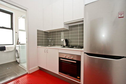 The Star Apartments - Accommodation Directory 11