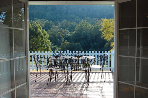 Cadair Cottages - Accommodation Directory 2