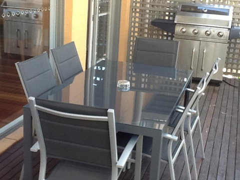 Villa De Saran Located Within Cypress Lakes - Accommodation Directory 7