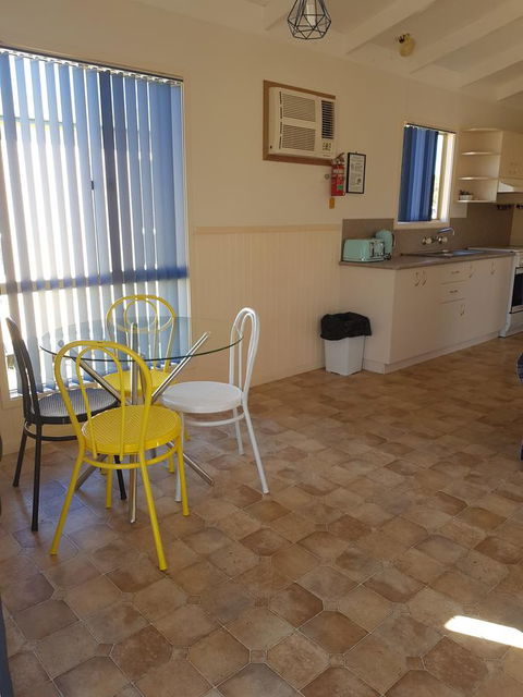 Amaroo Resort - Accommodation Directory 17