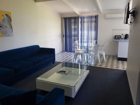 Amaroo Resort - Accommodation Directory 22