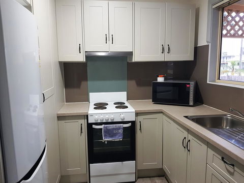 Amaroo Resort - Accommodation Directory 12