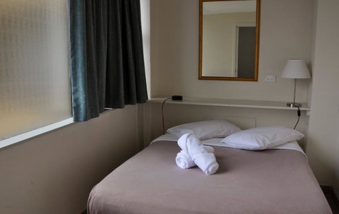 Accommodation Sydney - Hyde Park Plaza 38 College St Sydney - Accommodation Directory 13