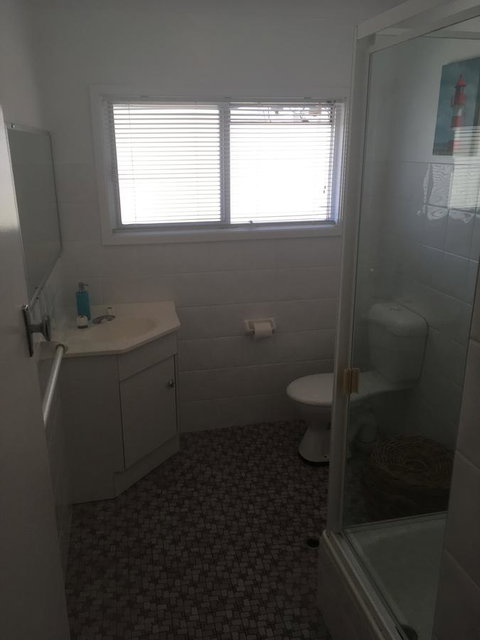 Tomaree Lodge - Accommodation Directory 6