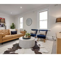 Large stylish and quiet penthouse steps from surf - Accommodation Directory