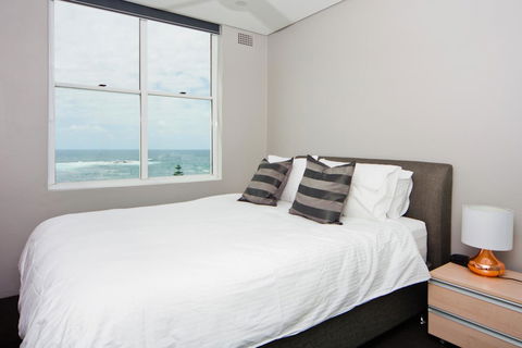 Gorgeous Coogee Views 2 Beds WT21 - Accommodation Directory 5