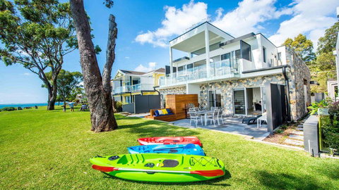 SUNSET@CORLETTE - Accommodation Directory 7