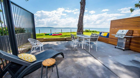 SUNSET@CORLETTE - Accommodation Directory 12