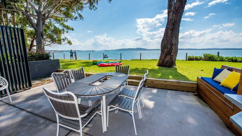 SUNSET@CORLETTE - Accommodation Directory 13