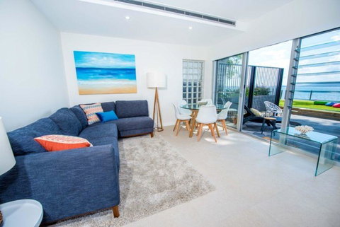 SUNSET@CORLETTE - Accommodation Directory 4