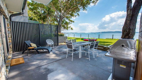 SUNSET@CORLETTE - Accommodation Directory 14