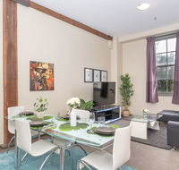 Classic 2 BR Apt in Pyrmont - Accommodation Directory