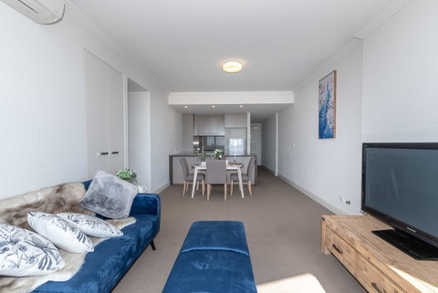 Olympic Park Sunshine 2 Bedrooms Apts With Private Parking - Accommodation Directory 22
