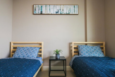 Olympic Park Sunshine 2 Bedrooms Apts With Private Parking - Accommodation Directory 19