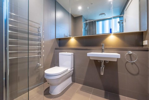 Olympic Park Sunshine 2 Bedrooms Apts With Private Parking - Accommodation Directory 29
