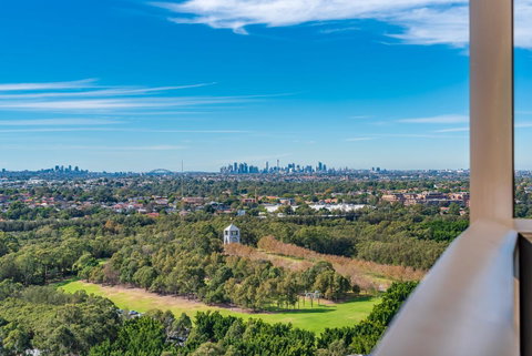 Olympic Park Sunshine 2 Bedrooms Apts With Private Parking - Accommodation Directory 20
