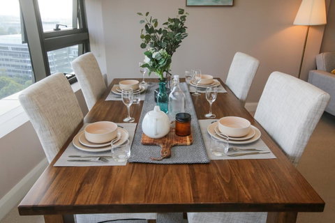 Olympic Park Sunshine 2 Bedrooms Apts With Private Parking - Accommodation Directory 11