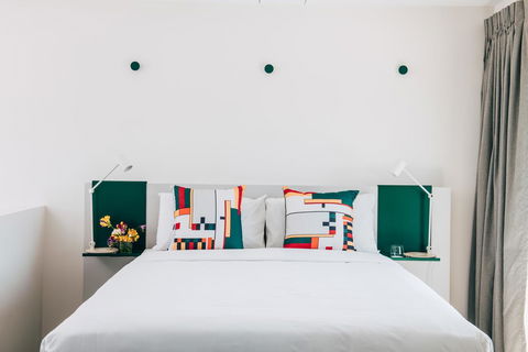 UKO Stanmore - Accommodation Directory 0