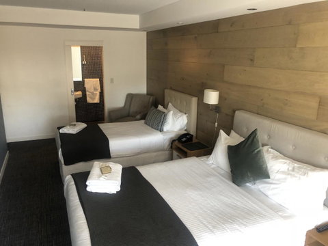 Crown Hotel Surry Hills - Accommodation Directory 16