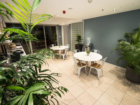 Crown Hotel Surry Hills - Accommodation Directory 5