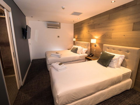 Crown Hotel Surry Hills - Accommodation Directory 10