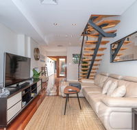 2 Bed House  Loft in Pyrmont - Accommodation Directory